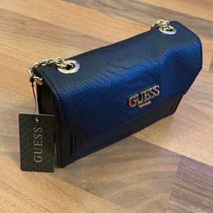 👜 GUESS CROSSBODY BAG